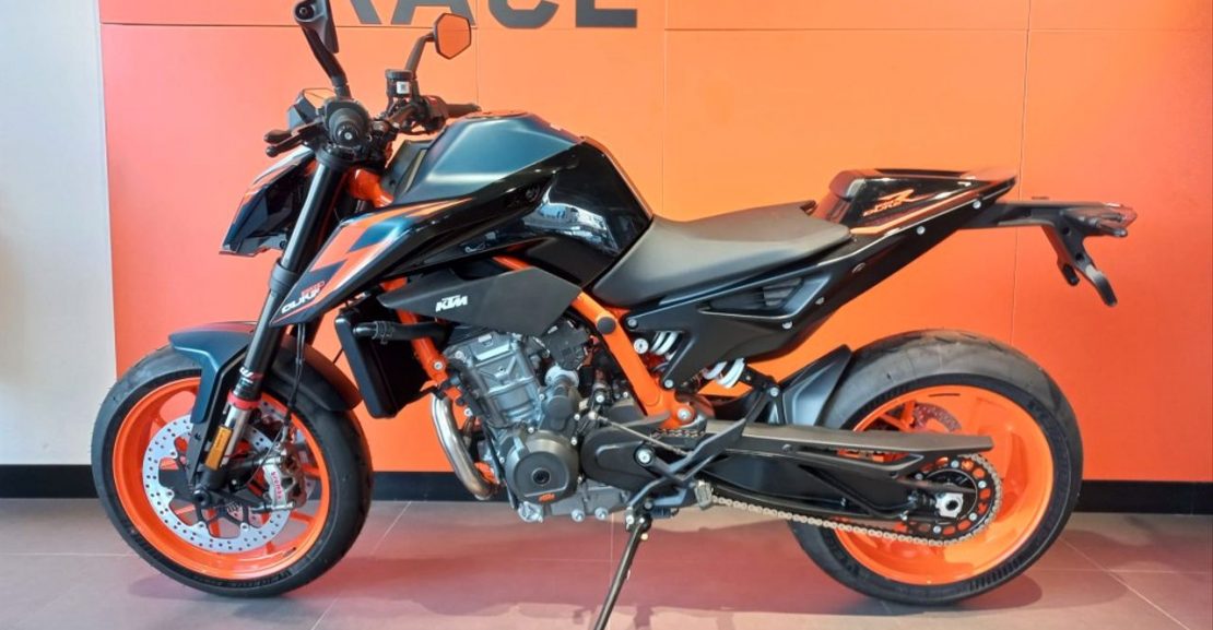 KTM 890 Duke R