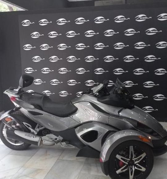 CAN-AM SPYDER RS S