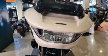 HARLEY DAVIDSON CVO Road Glide ST