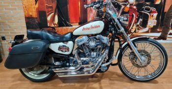 Comprar HARLEY DAVIDSON Sportster 883 Custom en Siebla Selección