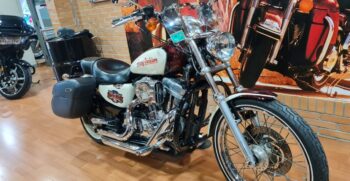 Comprar HARLEY DAVIDSON Sportster 883 Custom en Siebla Selección